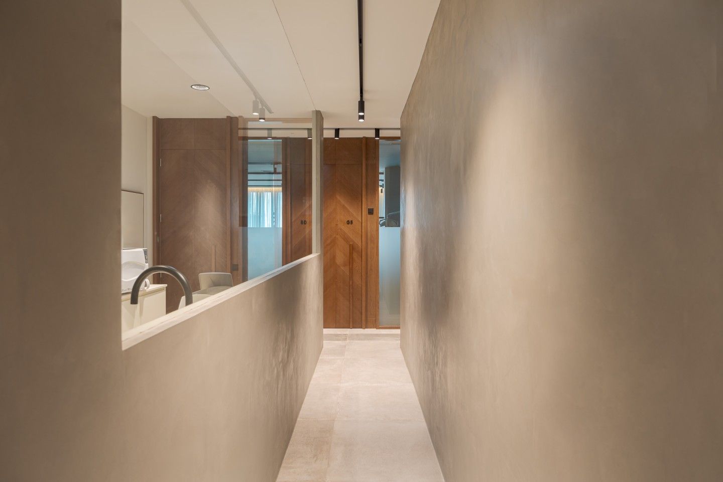 Implantis - Moba Showroom  (web)-18.jpg